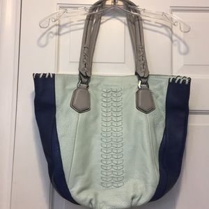 Genuine oryany purse. Barely used.